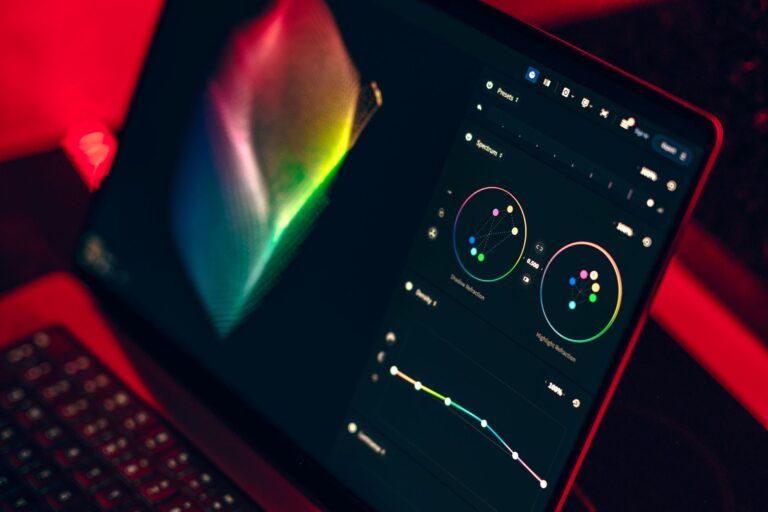 Customize Windows safely with the settings already built in